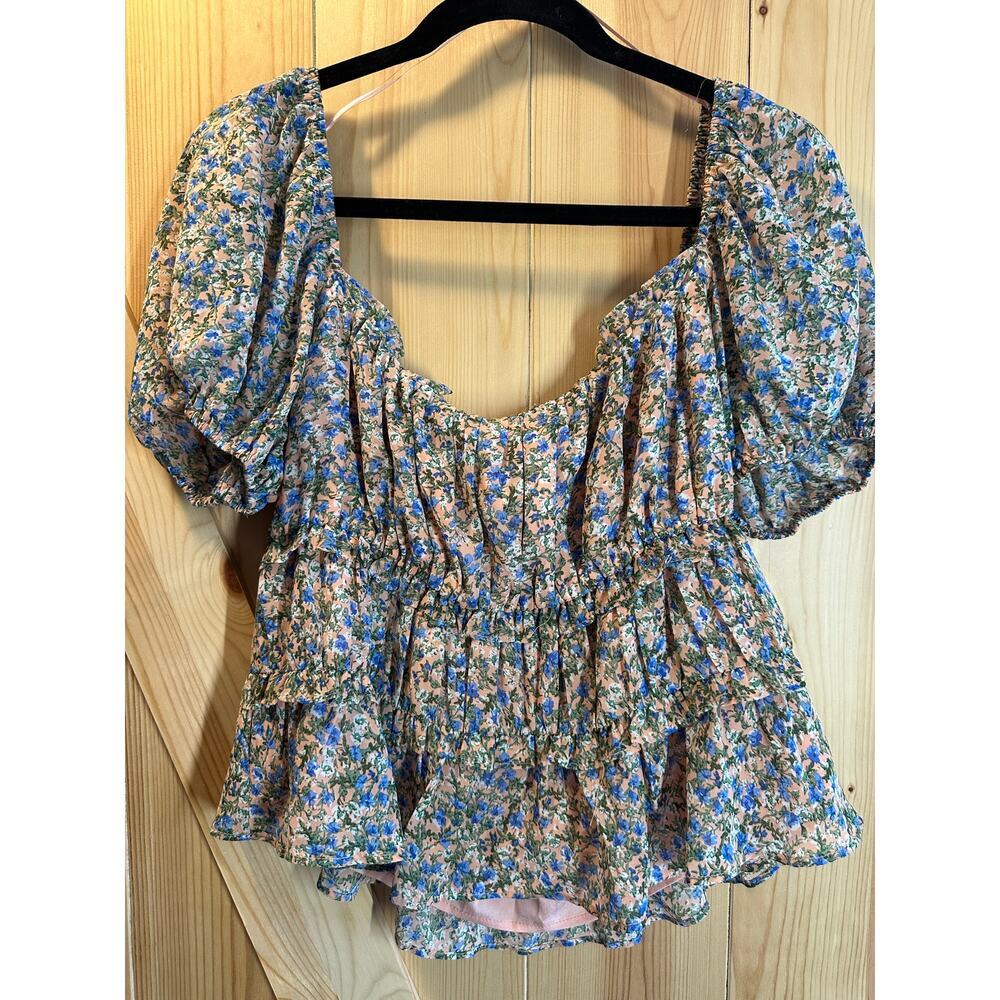 ASTR The Label Floral Puff Sleeve Tiered Peplum Top - Size L